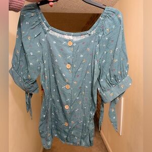 LC Lauren Conrad Teal Floral Button-Up Blouse (3/4 length sleeves)